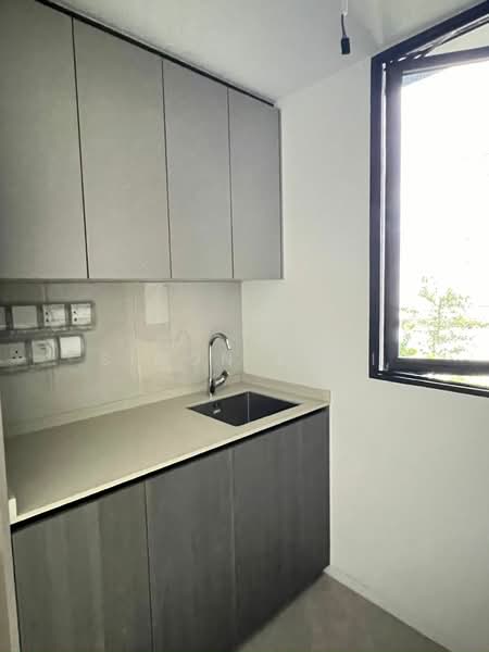 Piccadilly Grand Condominium For Sale at S$ 1,699,999 | PropertyGuru Singapore - Kitchen