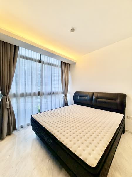 Cairnhill Nine, 9 Cairnhill Road, 2 Bedrooms, 732 sqft, Condominium For Rent, by Irene Lee, 500086120 - Bedroom - PropertyGuru.com.sg