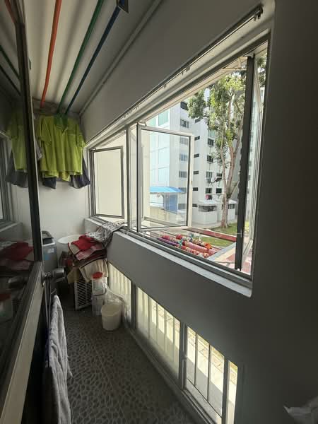 826 Woodlands Street 81 HDB Flat For Sale at S$ 698,000 | PropertyGuru Singapore - Balcony
