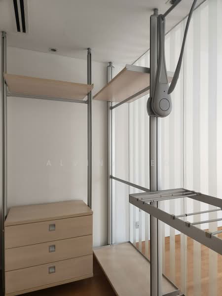 St. Regis Residences Singapore, 33 Tanglin Road, 3 Bedrooms, 1,959 sqft, Apartment For Rent, by Alvina Yeo, 500086133 - Wardrobe system - PropertyGuru.com.sg