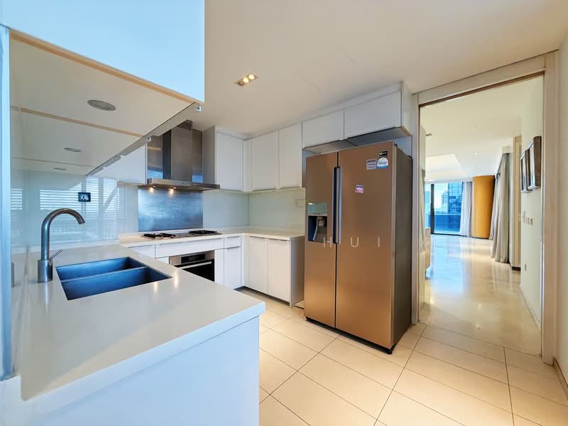 Trilight Condominium For Sale at S$ 14,680,000 | PropertyGuru Singapore - Kitchen