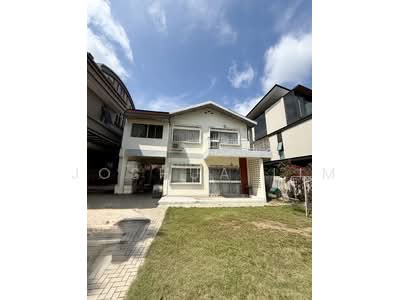 For Sale - ♥️ Regular Plot, Unblocked, NS Facing, Near MRT