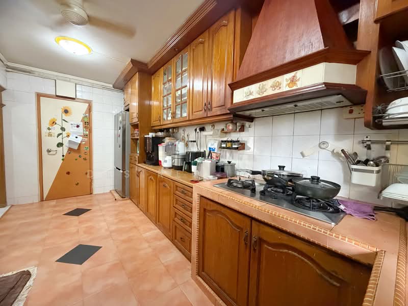 123D Rivervale Drive HDB Flat For Sale at S$ 648,000 | PropertyGuru Singapore - Kitchen