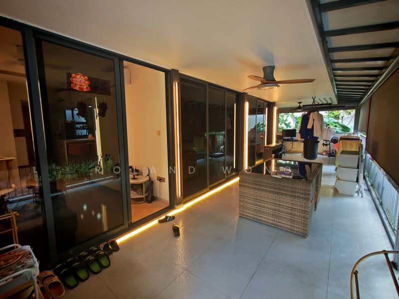 Blossom Residences Executive Condominium For Sale at S$ 1,770,000 | PropertyGuru Singapore - Balcony