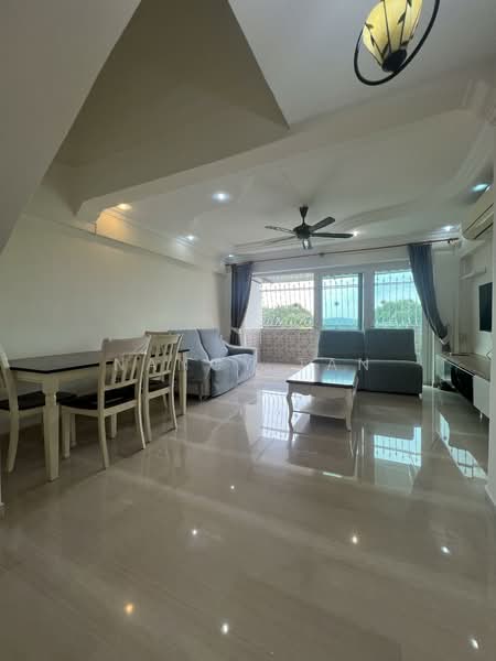 717 Bedok Reservoir Road, 717 Bedok Reservoir Road, 4 Bedrooms, 1,507 sqft, HDB Flat For Rent, by Nancy Tan, 500086163 - Living Room - PropertyGuru.com.sg