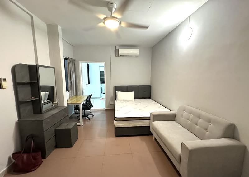 JALAN RAMA RAMA, , 1 Bedroom, 400 sqft, Apartment For Rent, by Kathy Nguyen, 500086169 - Bedroom - PropertyGuru.com.sg