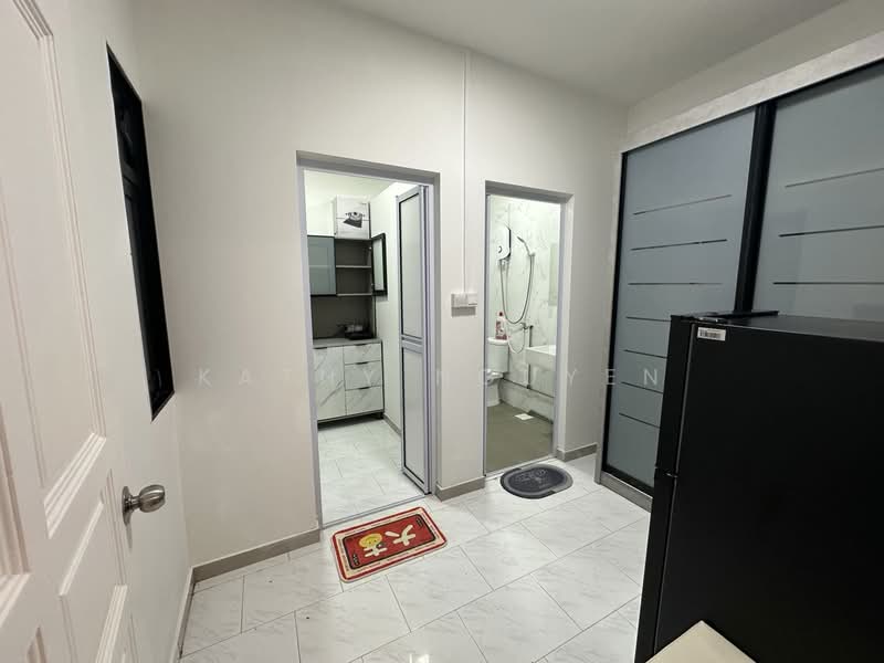 JALAN RAMA RAMA, , 1 Bedroom, 400 sqft, Apartment For Rent, by Kathy Nguyen, 500086169 - Kitchen - PropertyGuru.com.sg