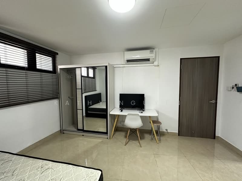 Studio Apartment Near Dakota/ Aljunied MRT, , Studio, 320 sqft, Apartment For Rent, by Kathy Nguyen, 500086175 - Bedroom - PropertyGuru.com.sg