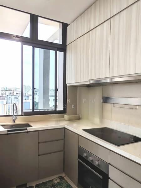 Freehold 4 Bedder Dual Key with unblock views 1km Tao Nan Condominium For Sale at S$ 2,600,000 | PropertyGuru Singapore - Kitchen