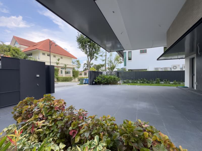 ❤️GIANT⚡️4 Levels Detached Bungalow in Braddell Heights Estate, Clifton Vale/ Sommerville Road/ Matlock Rise, 6 Bedrooms, 8,970 sqft, Bungalow House For Sale, by Lynn Tiang, 500086182 - Exterior - PropertyGuru.com.sg