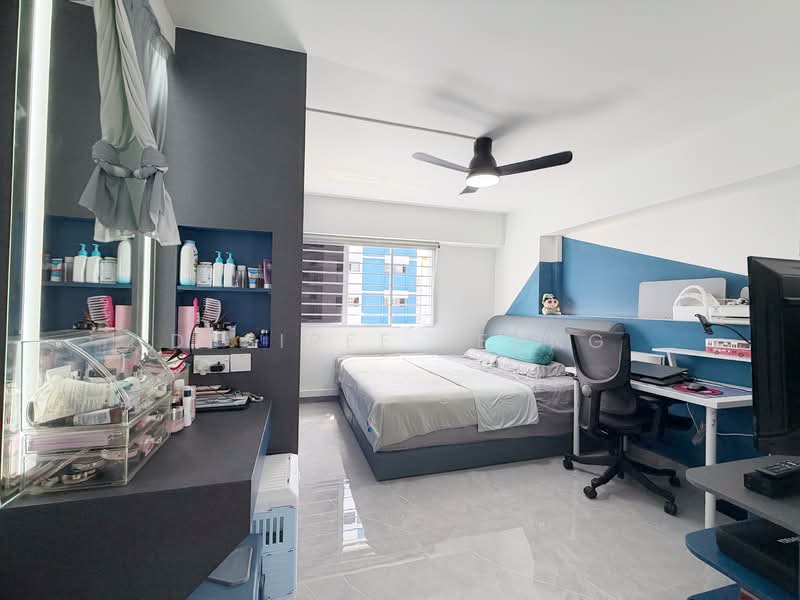 335 Sembawang Close HDB Flat For Sale at S$ 725,000 | PropertyGuru Singapore - Bedroom