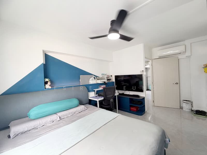 335 Sembawang Close HDB Flat For Sale at S$ 725,000 | PropertyGuru Singapore - Bedroom