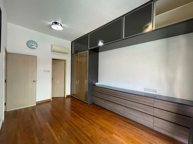 Nineteen Shelford, 19 Shelford Road, 2 Bedrooms, 947 sqft, Condominium For Rent, by Samuel Tang, 500086187 - Master Bedroom - PropertyGuru.com.sg