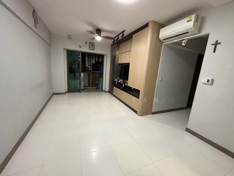 88 Dawson Road HDB Flat For Sale at S$ 1,168,000 | PropertyGuru Singapore - Living Room
