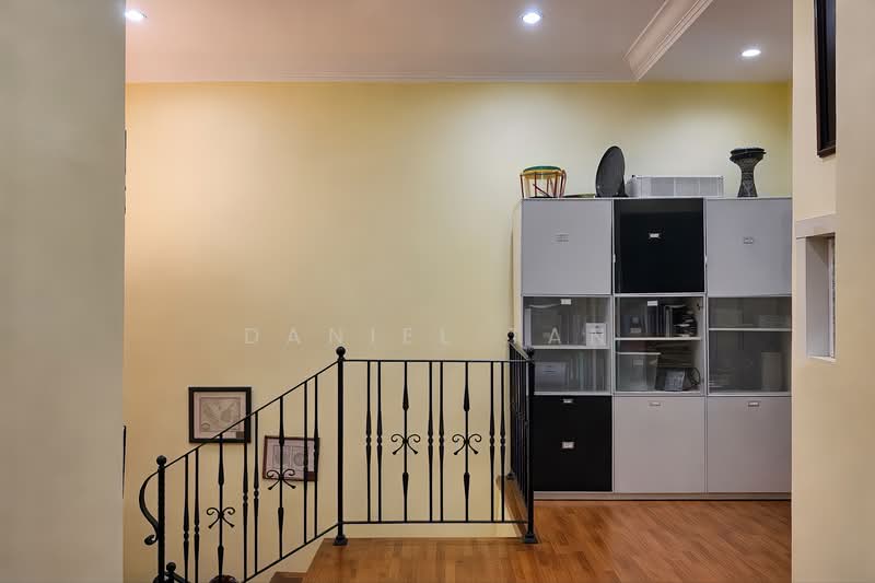 Freehold Corner Terrace | Lush Green Views | Seletar Gdns Corner Terrace For Sale at S$ 4,999,999 | PropertyGuru Singapore - Family Area