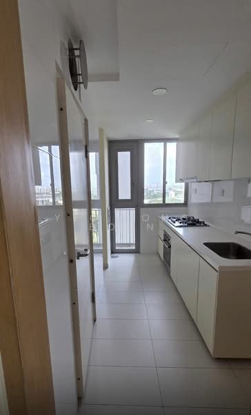 The Estuary @ Yishun Condominium For Sale at S$ 1,499,999 | PropertyGuru Singapore - Kitchen