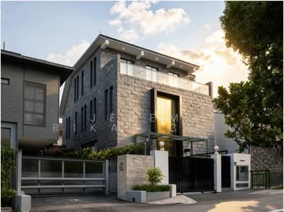 For Rent - Orchard Boulevard