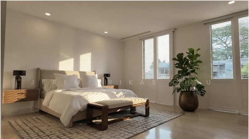 Orchard Boulevard, Jalan Tupai, 4 Bedrooms, 10,000 sqft, Semi-Detached House For Rent, by Jeremy Rikas Chiu, 500086213 - Bedroom - PropertyGuru.com.sg