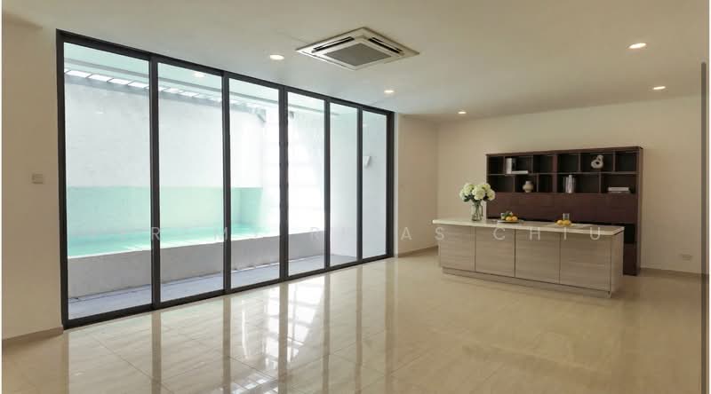 Orchard Boulevard, Jalan Tupai, 4 Bedrooms, 10,000 sqft, Semi-Detached House For Rent, by Jeremy Rikas Chiu, 500086213 - Bedroom/Lounge - PropertyGuru.com.sg