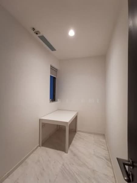 Cairnhill Nine Condominium For Sale at S$ 1,950,000 | PropertyGuru Singapore - Study