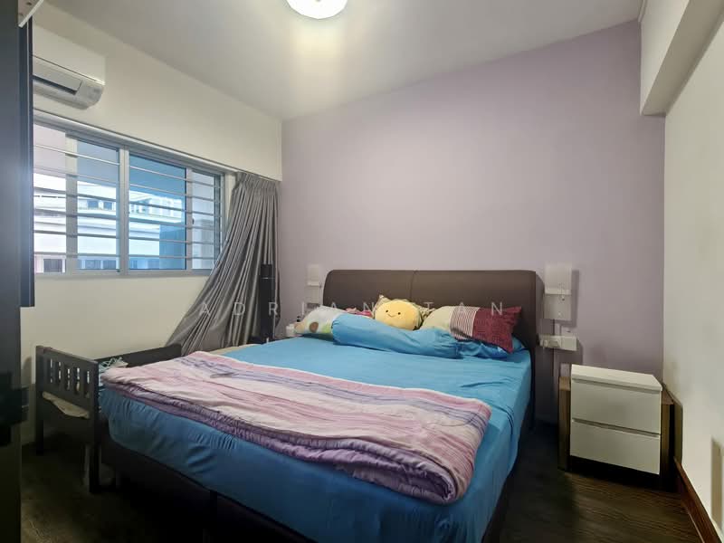 640 Hougang Avenue 8 HDB Flat For Sale at S$ 999,999 | PropertyGuru Singapore - Bedroom