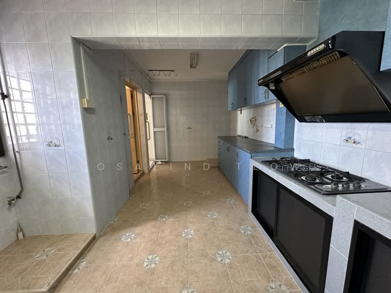 37 Marsiling Drive HDB Flat For Sale at S$ 550,000 | PropertyGuru Singapore - Kitchen