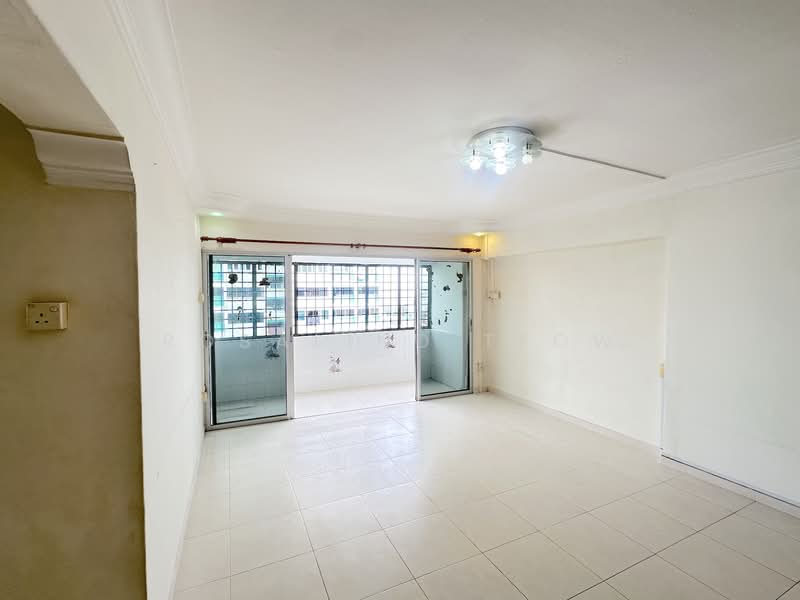 37 Marsiling Drive, 37 Marsiling Drive, 3 Bedrooms, 1,302 sqft, HDB Flat For Sale, by Rosalind Teow, 500086238 - Living Room - PropertyGuru.com.sg