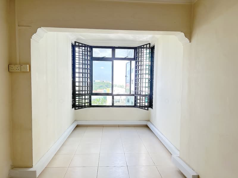 37 Marsiling Drive, 37 Marsiling Drive, 3 Bedrooms, 1,302 sqft, HDB Flat For Sale, by Rosalind Teow, 500086238 - Extended Space - PropertyGuru.com.sg