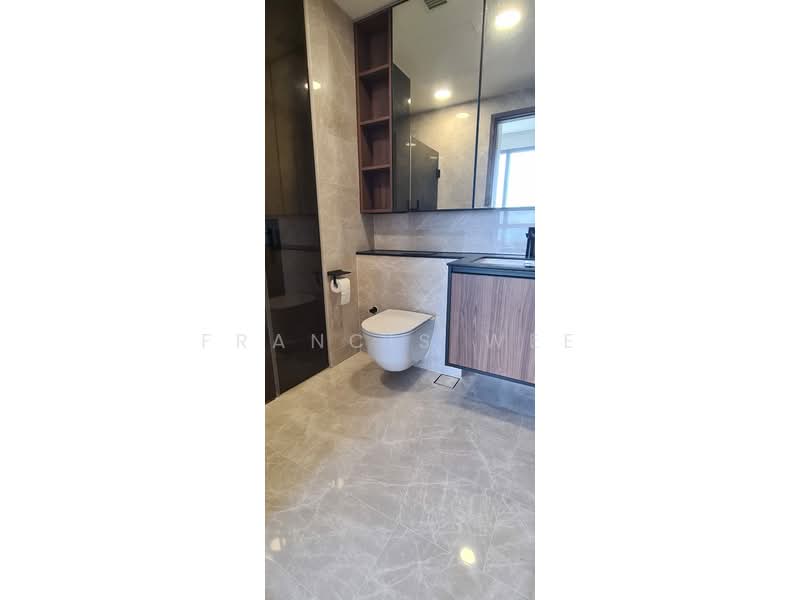 Coastline Residences, 9 Amber Road, 2 Bedrooms, 710 sqft, Condominium For Rent, by Francis Wee, 500086239 - Bathroom - PropertyGuru.com.sg