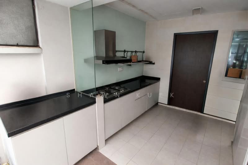 Springside Avenue, Springside Avenue, 6 Bedrooms, 4,500 sqft, Terraced House For Sale, by Shawn Kuek, 500086250 - Wet Kitchen - PropertyGuru.com.sg