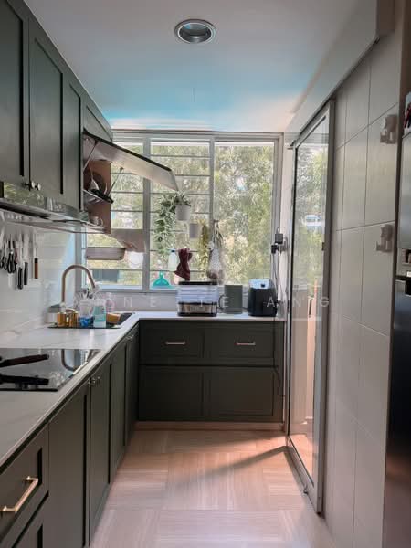 Astor Apartment For Sale at S$ 1,200,000 | PropertyGuru Singapore - Kitchen