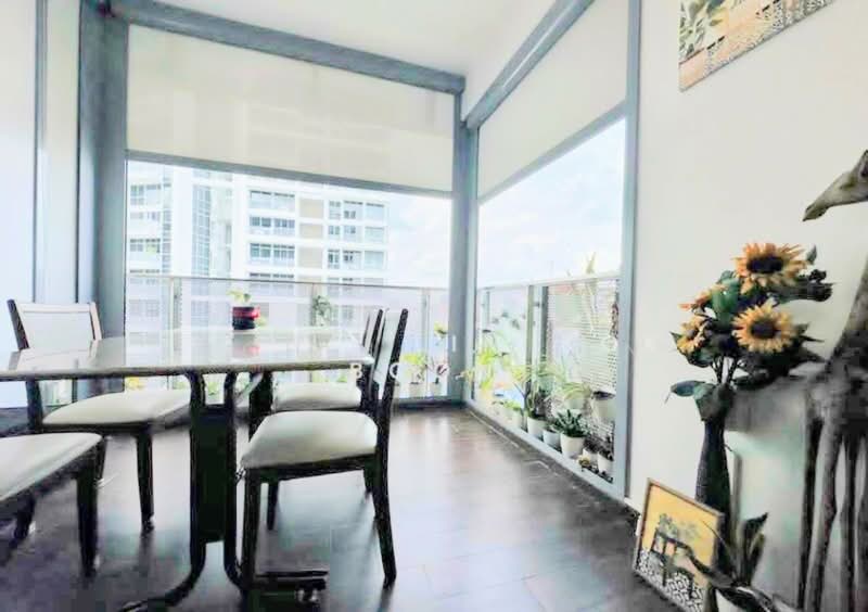 Spottiswoode 18, 18 Spottiswoode Park Road, Room Rental, 150 sqft, Condominium For Rent, by Koh Hui Zhen, 500086264 - Balcony - PropertyGuru.com.sg