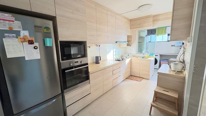 6-8 months lease, , 3 Bedrooms, 1,520 sqft, HDB Flat For Rent, by J J Tan, 500086281 - Kitchen - PropertyGuru.com.sg