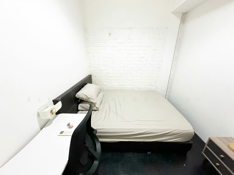 Eng Aun Mansion, 304 - 304C Thomson Road, Room Rental, 100 sqft, Apartment For Rent, by Alex Jonathan Tay, 500086286 - PropertyGuru.com.sg