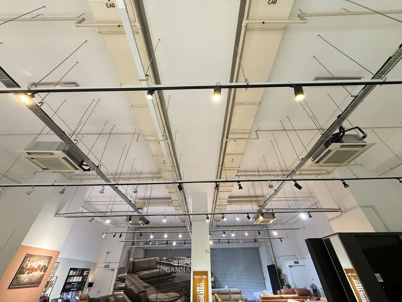 HUGE B2 Showroom/ Warehouse/ Factory, , 4,328 sqft, Factory / Workshop (B2) For Rent, by Nickson Guay, 500086293 - Interior - CommercialGuru.com.sg