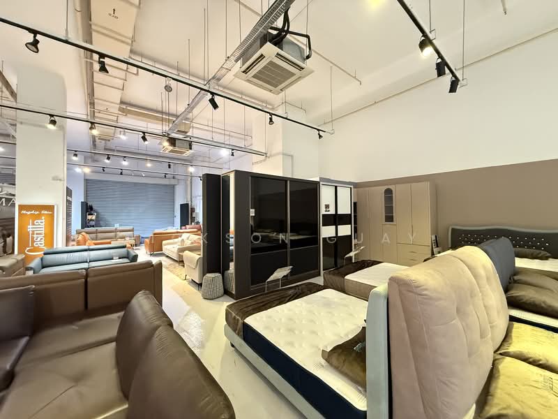 HUGE B2 Showroom/ Warehouse/ Factory, , 4,328 sqft, Factory / Workshop (B2) For Rent, by Nickson Guay, 500086293 - Interior - CommercialGuru.com.sg