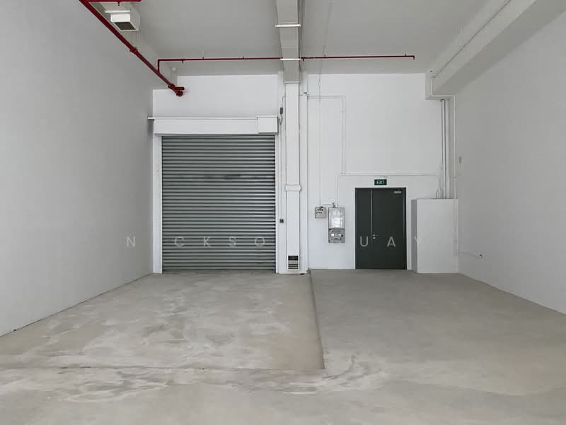 HUGE B2 Showroom/ Warehouse/ Factory, , 4,328 sqft, Factory / Workshop (B2) For Rent, by Nickson Guay, 500086293 - Interior - CommercialGuru.com.sg
