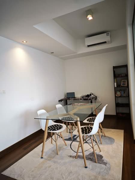 The Sail @ Marina Bay, 2 Marina Boulevard, 2 Bedrooms, 1,033 sqft, Condominium For Rent, by Gina Hoon, 500086298 - Study - PropertyGuru.com.sg