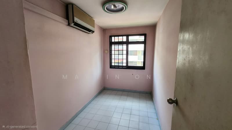 57 Lorong 5 Toa Payoh HDB Flat For Sale at S$ 328,000 | PropertyGuru Singapore - Interior