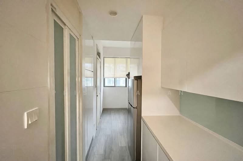 Palm Spring, 16 Ewe Boon Road, 3 Bedrooms, 2,067 sqft, Condominium For Rent, by Priscilla Tan, 500086302 - Kitchen - PropertyGuru.com.sg