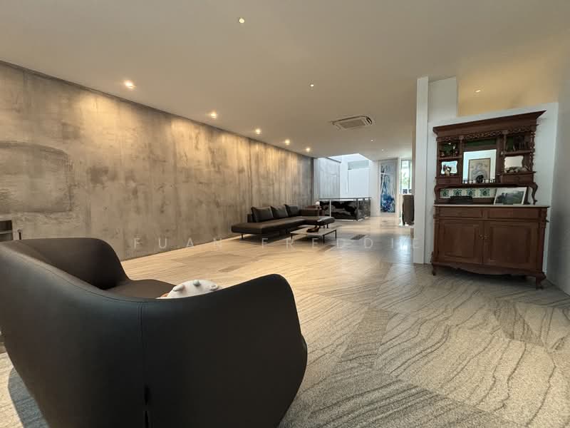 Design & Build Rare 2657sf D19 Freehold 3-storey Terrace with Roof Terrace @ Kovan Terraced House For Sale at S$ 7,780,000 | PropertyGuru Singapore - 3 Storey Living Hall