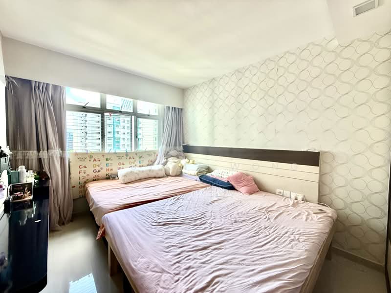 317C Yishun Avenue 9 HDB Flat For Sale at S$ 640,000 | PropertyGuru Singapore - Bedroom