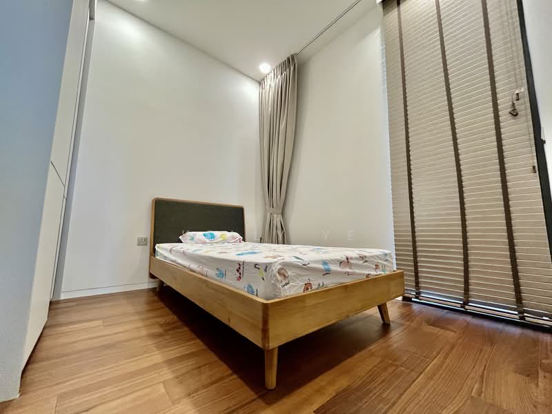 19 Nassim, 19 Nassim Hill, 2 Bedrooms, 926 sqft, Condominium For Rent, by Kelly Ye, 500086335 - Bedroom - PropertyGuru.com.sg