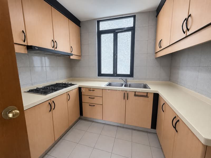 Regent Heights, 50 Bukit Batok East Avenue 5, 3 Bedrooms, 1,163 sqft, Condominium For Sale, by Gini Chew, 500086352 - Kitchen - PropertyGuru.com.sg