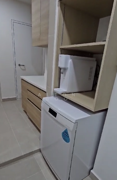 Rosewood Suites Condominium For Sale at S$ 2,000,000 | PropertyGuru Singapore - Interior