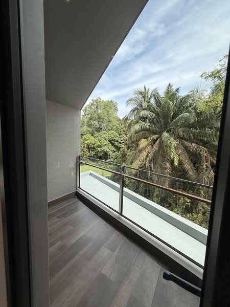 Villas @ Greenbank Park Semi-Detached House For Sale at S$ 10,000,000 | PropertyGuru Singapore - Balcony