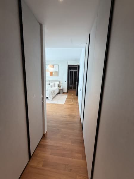 Villas @ Greenbank Park Semi-Detached House For Sale at S$ 10,000,000 | PropertyGuru Singapore - Corridor