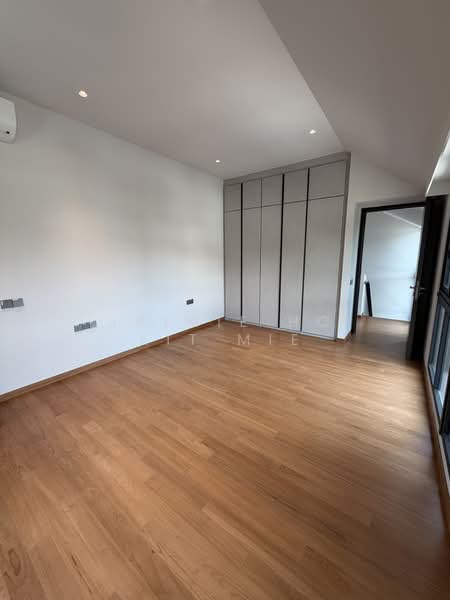 Villas @ Greenbank Park Semi-Detached House For Sale at S$ 10,000,000 | PropertyGuru Singapore - Interior