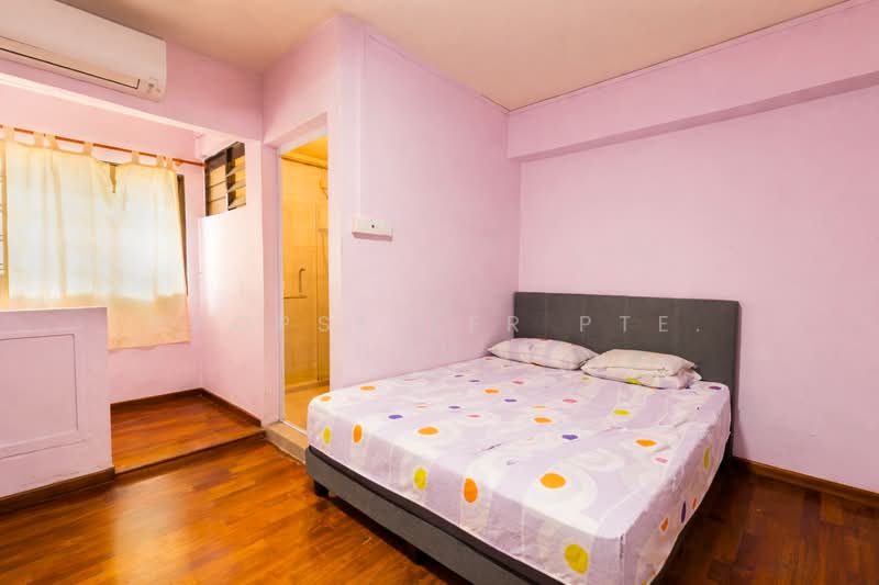 899B Woodlands Drive 50 HDB Flat For Sale at S$ 630,000 | PropertyGuru Singapore - Bedroom
