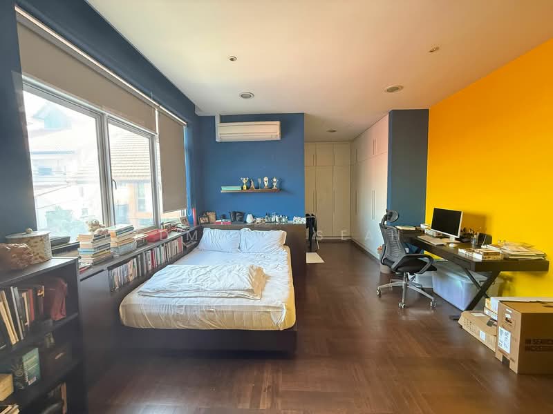 ★ Serangoon Garden Estate ★ Lovingly Maintained Semi-Detached ★ Semi-Detached House For Sale at S$ 8,800,000 | PropertyGuru Singapore